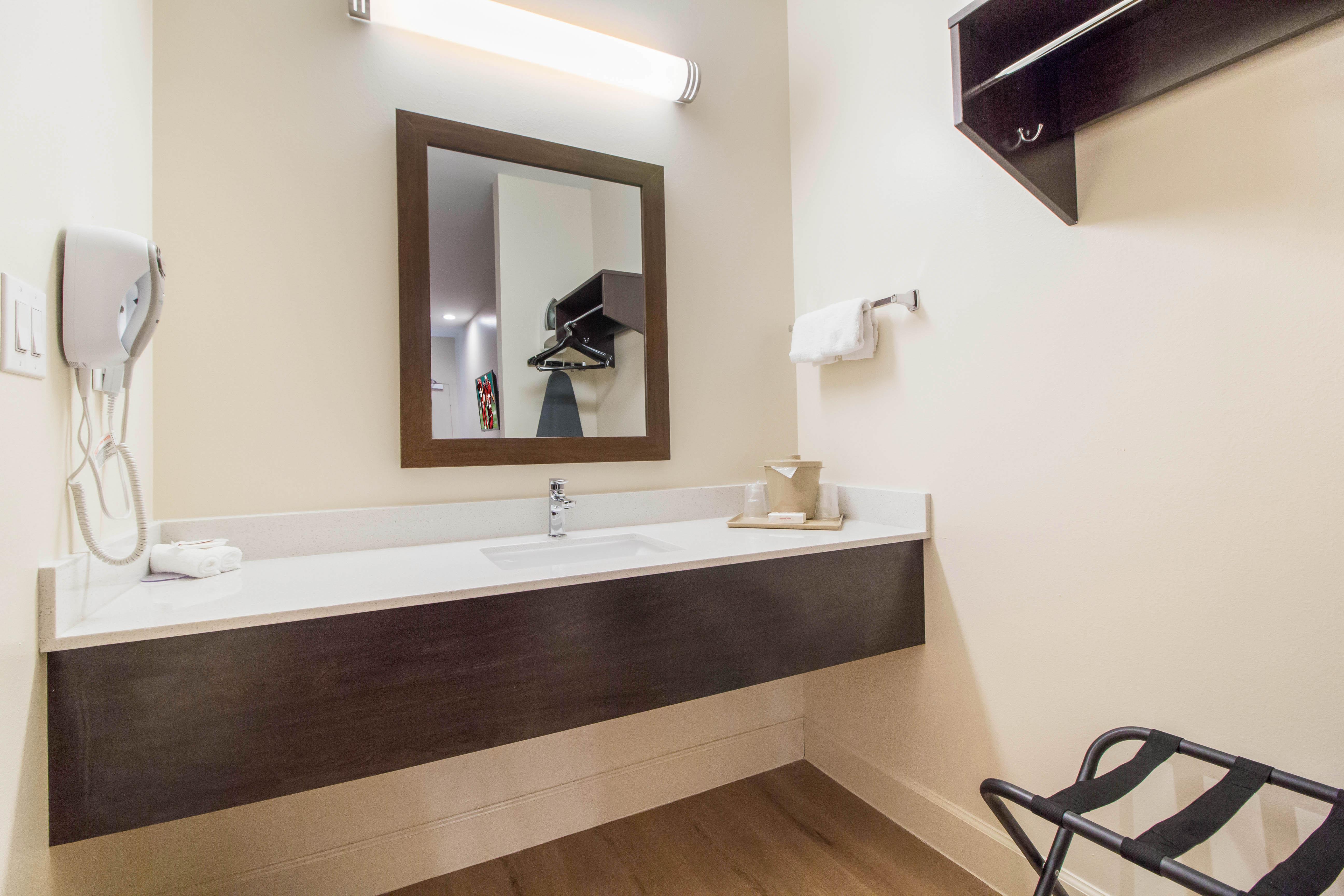 Louetta Red Roof Inn Houston - Willowbrook מראה חיצוני תמונה
